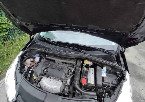 Peugeot 208 cena 34999 przebieg: 70302, rok produkcji 2015 z Skoczów małe 326